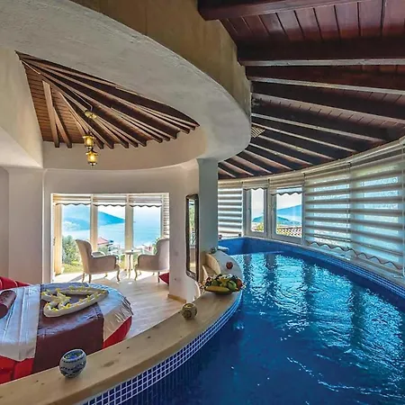 Villa Sleeps 10 Air Con Wifi *